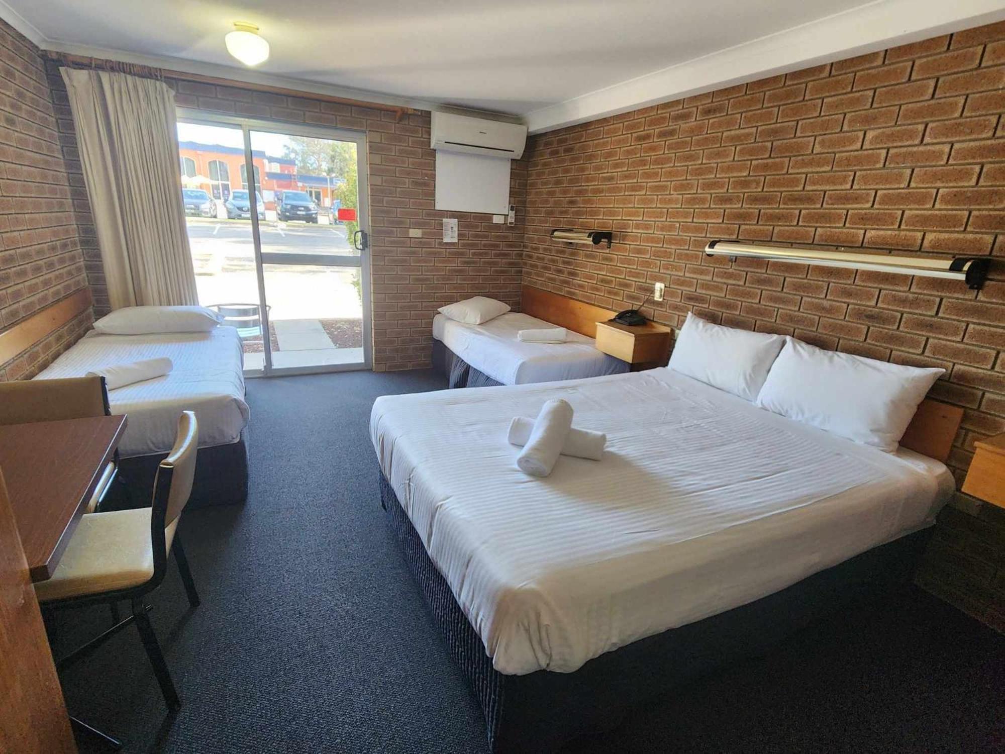 Corowa Golf Club Motel Buitenkant foto