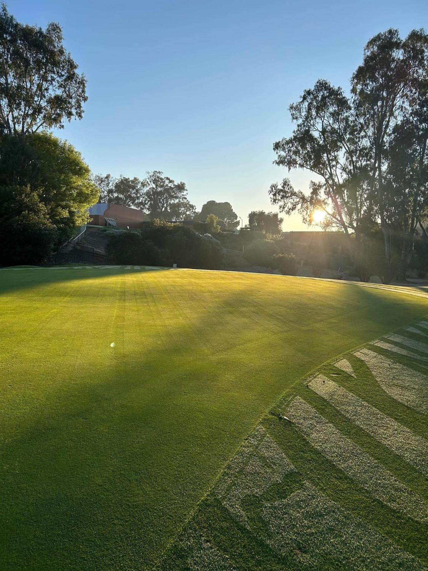 Corowa Golf Club Motel Buitenkant foto